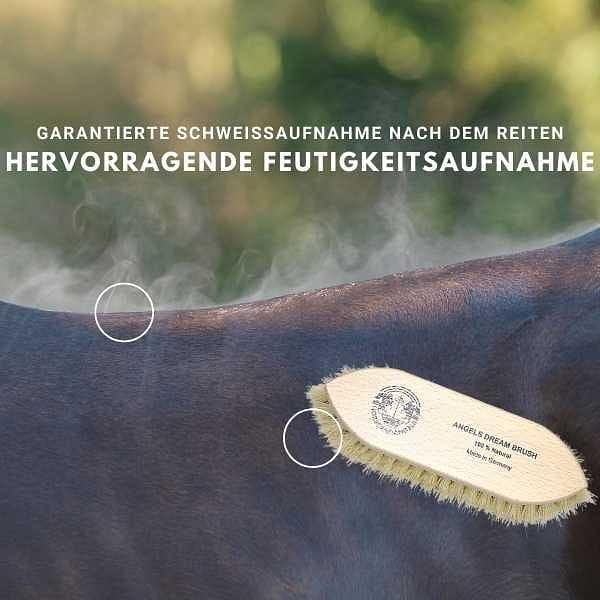 Fellbürste Pferde - Staubbürste Pferde für schnelle Sauberkeit und Glanz vom Fell - HORSEANDANGELS - Equestrian Lifestyle für Pferde und Reiter - Pferde T-Shirt, Pferdezubehör, Reitsport, Schabracken, Pferdehalfter uvm.
